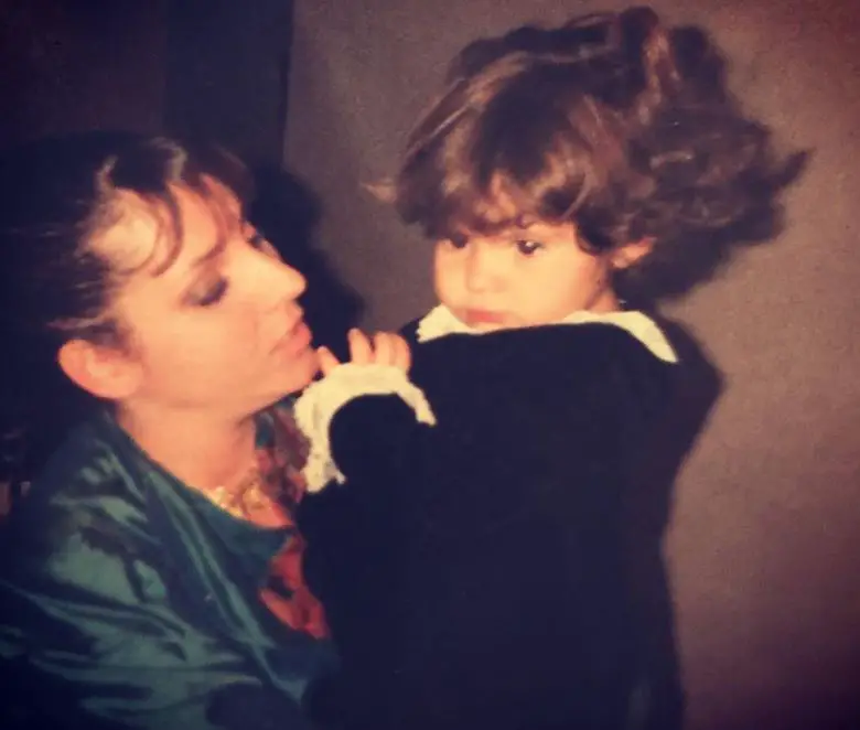 Samantha Dagnino with her mom in childhood