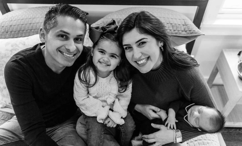 NBC-Anchor-and-Reporter-Erika-Gonzalez-with-her-family